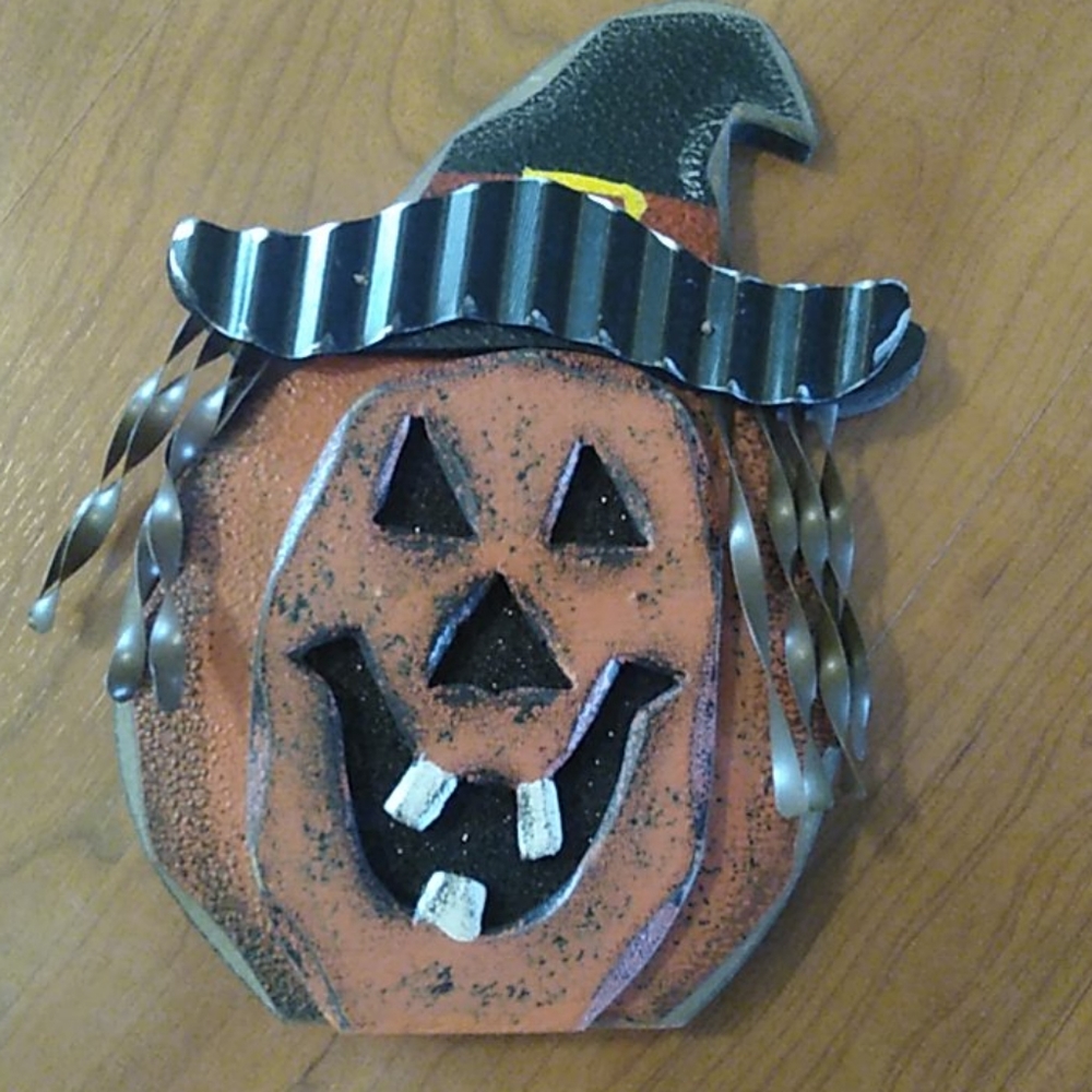 Halloween Decor - Picture 6 of 6